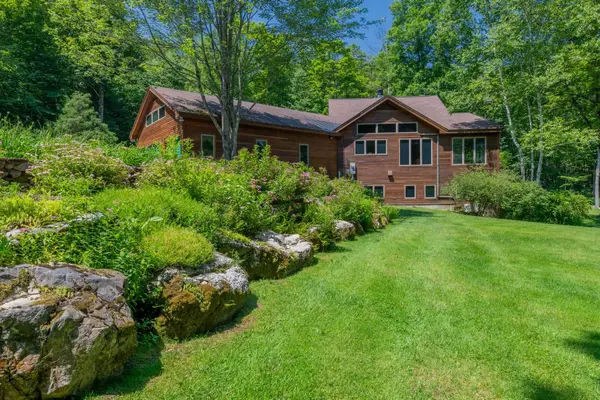 84 Frost Pond Road, Dorset, VT 05251