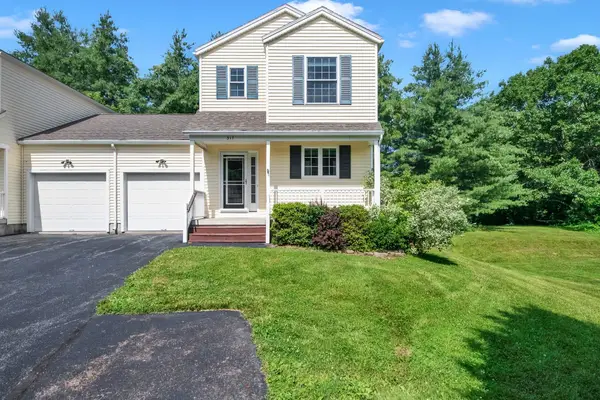 317 Abigail Drive, Colchester, VT 05446