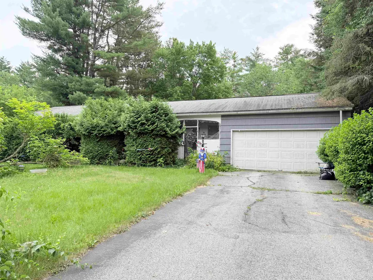 65 River Road, Allenstown, NH 03275 - #1