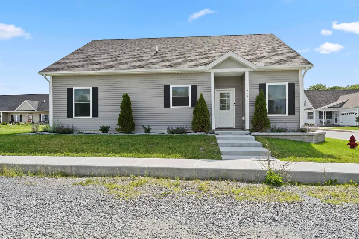978 Franklin Park West, Saint Albans, VT 05478 - #1