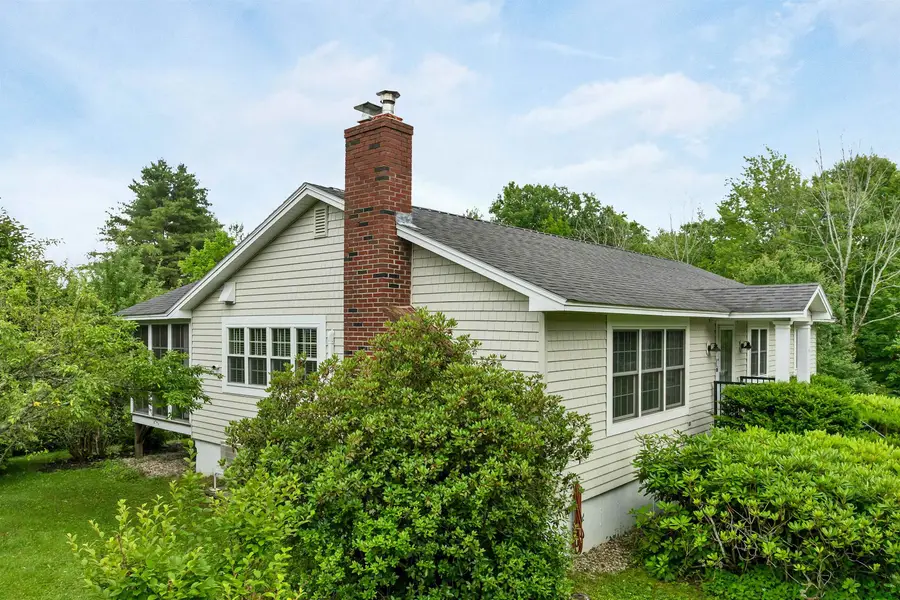 6 Bassett Road, Wolfeboro, NH 03894 - #2