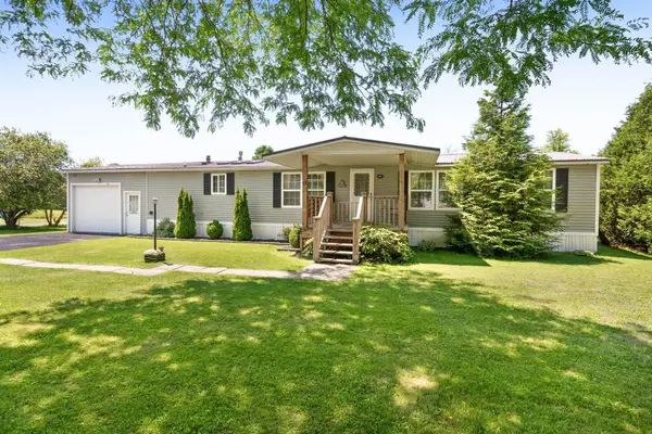 13 Michelle Drive, St. Albans City, VT 05478