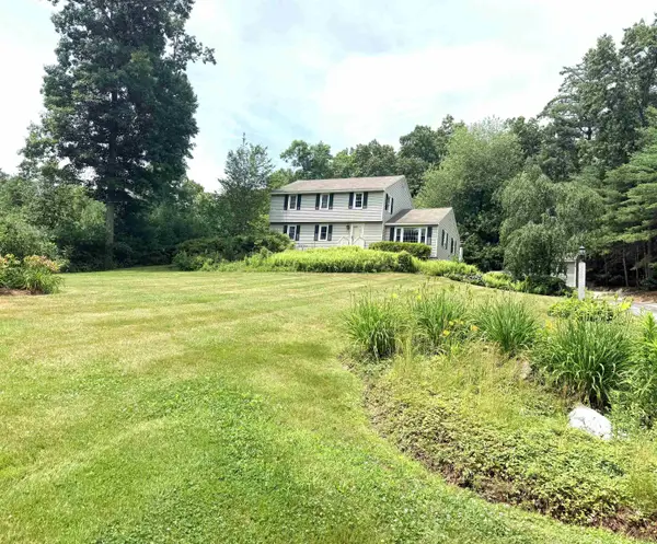 22 Beechwood Road, Hudson, NH 03051