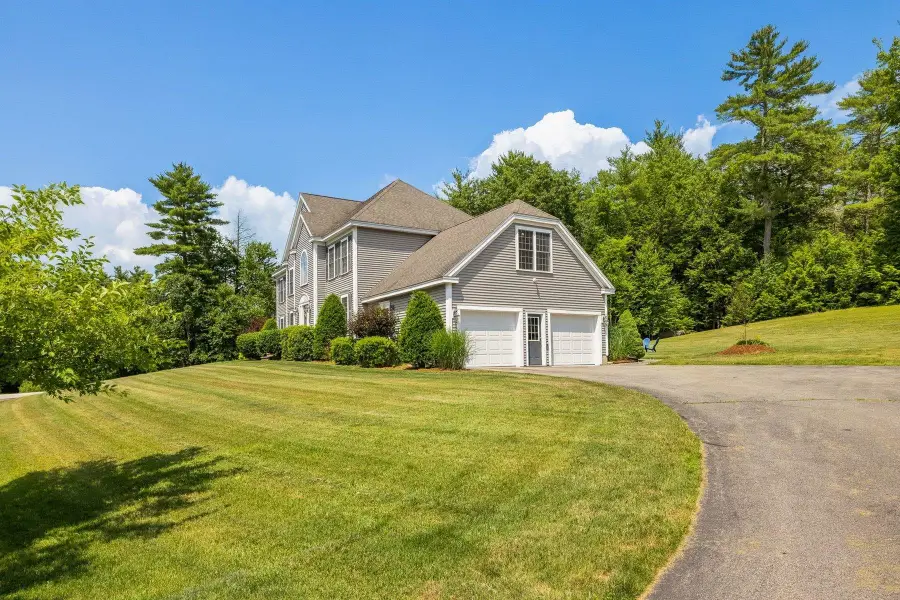 17 Thurston Drive, Lee, NH 03861 - #3