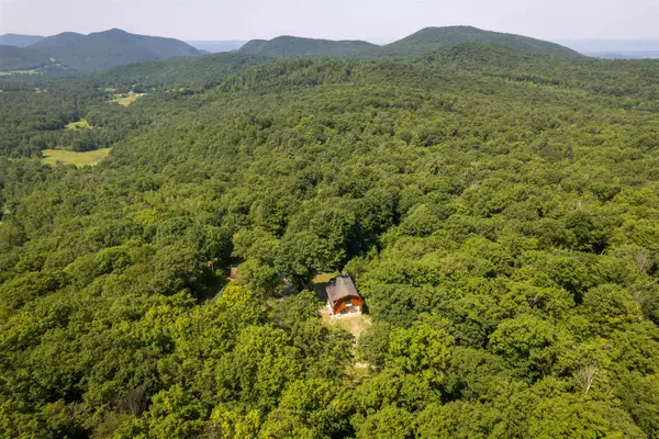 1706 High Chapparal Road, Wells, VT 05774