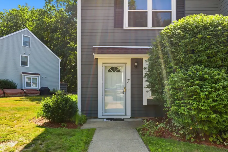 7 Chestnut Circle, Merrimack, NH 03054 - #3