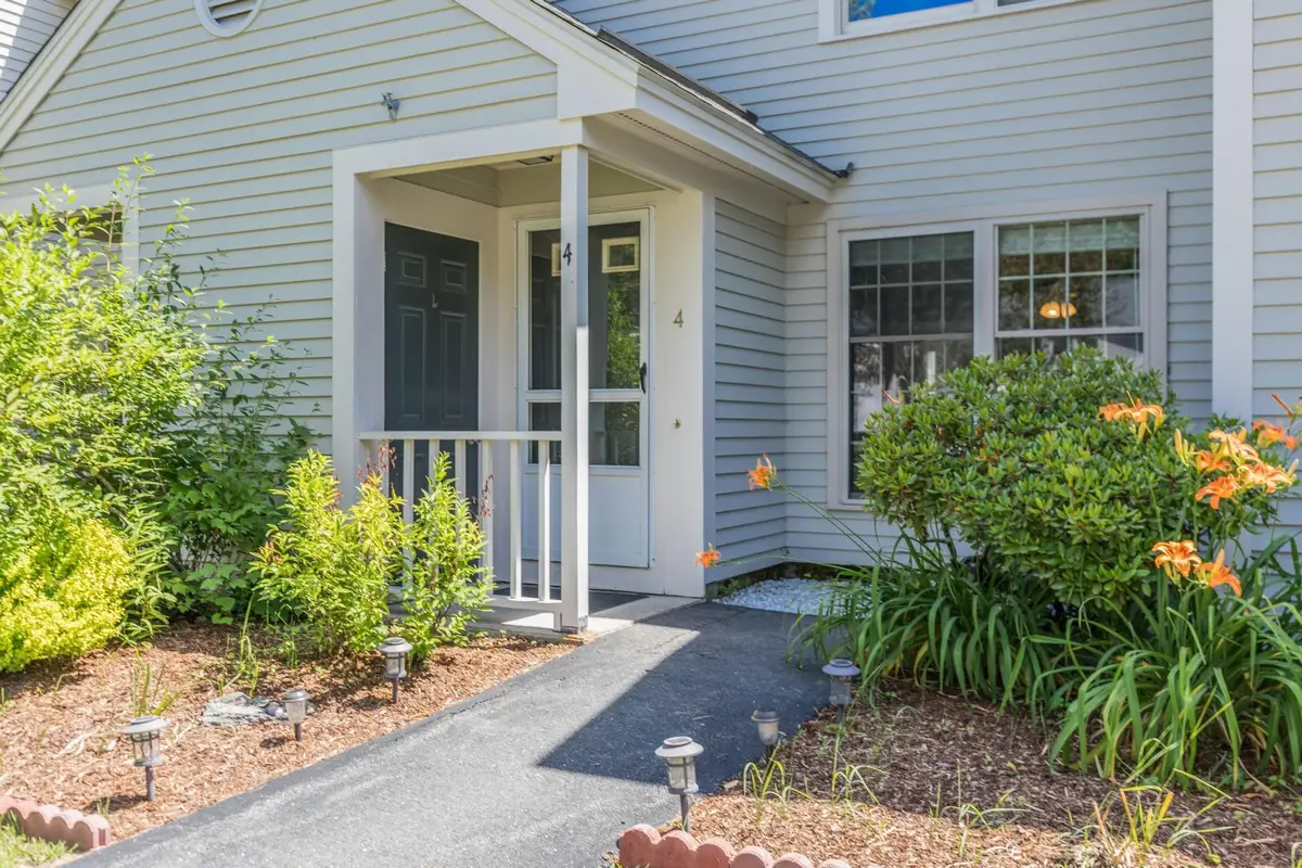 4 Woodland Green, Rochester, NH 03868 - #1