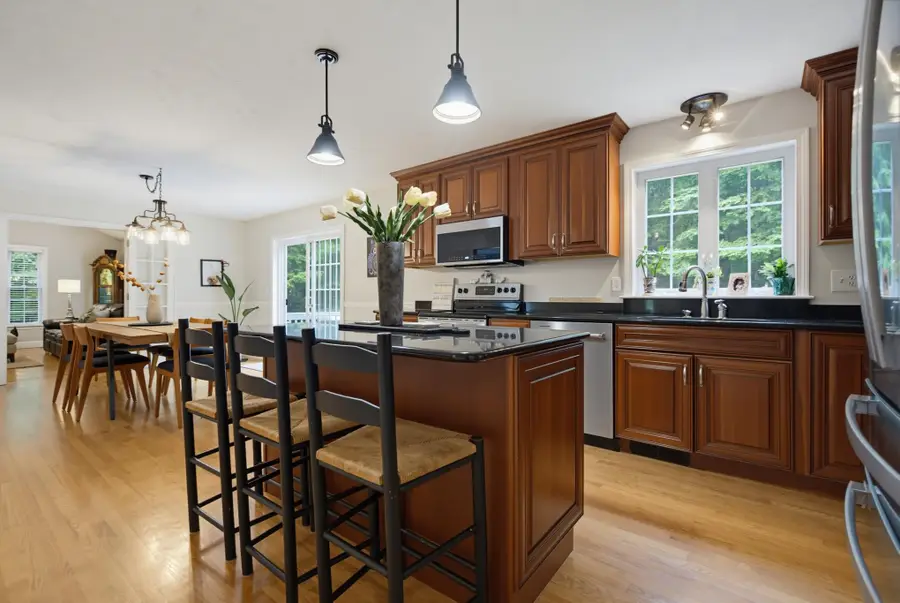4 Hampshire Hills Drive, Bow, NH 03304 - #2