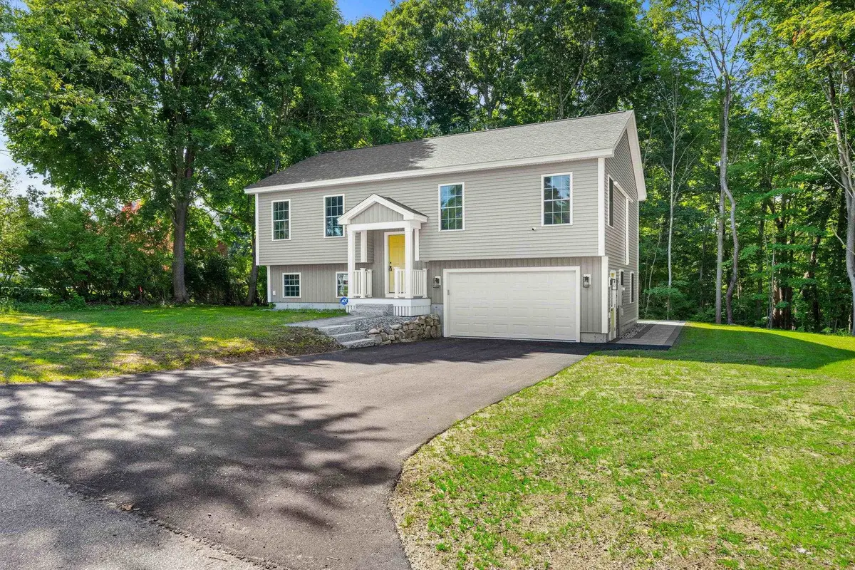 15 Bartlett Street, Epping, NH 03042 - #1