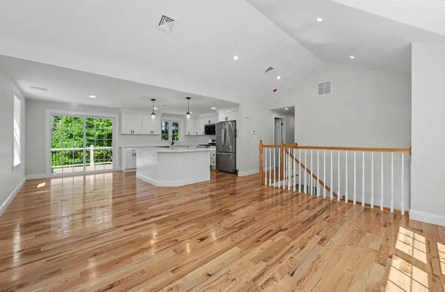 60 Walnut Hill Road, Derry, NH 03038 - #3
