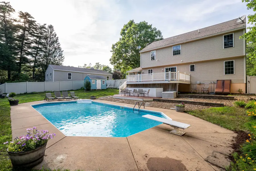 8 James Street, Dover, NH 03820 - #2