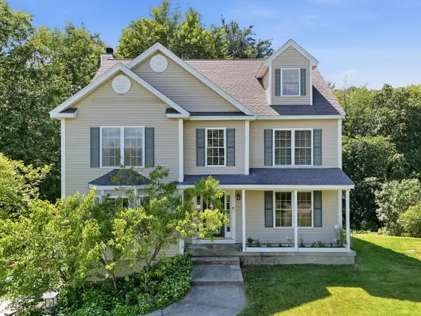 9 Hawk Drive, Salem, NH 03079