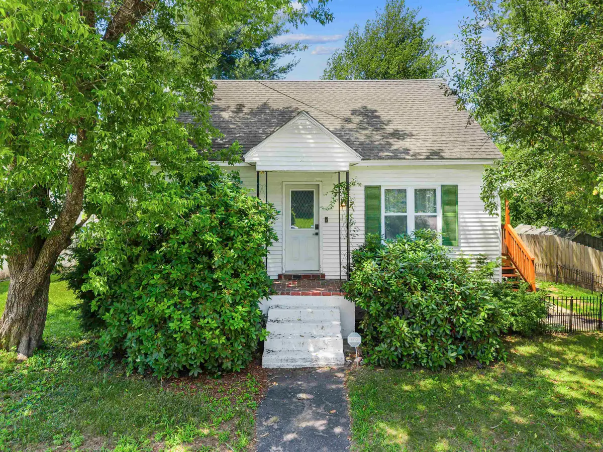 18 Warren Avenue, Goffstown, NH 03045 - #1