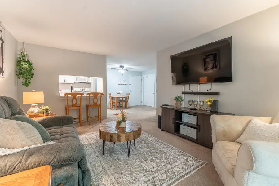106 Eastern Avenue #204, Manchester, NH 03104 - #2