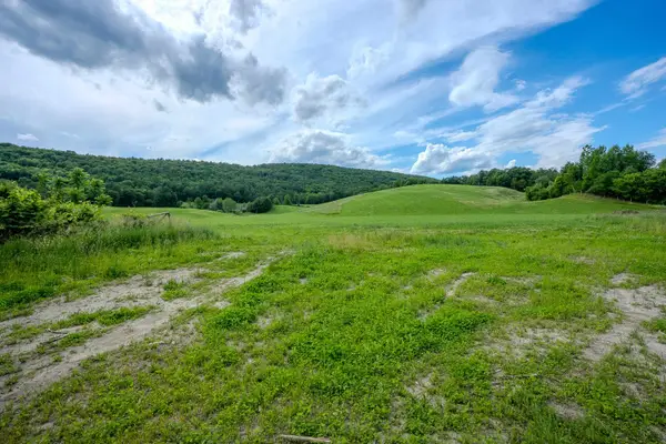 1 US Route 5, Hartland, VT 05048