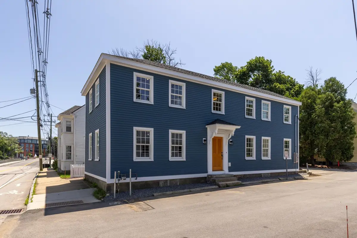 6 DEARBORN Street, Portsmouth, NH 03801 - #1