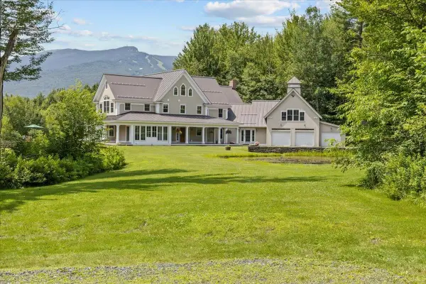 235 Lower Sanborn Road, Stowe, VT 05672