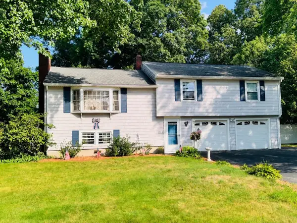 21 Elmwood Avenue, Salem, NH 03079
