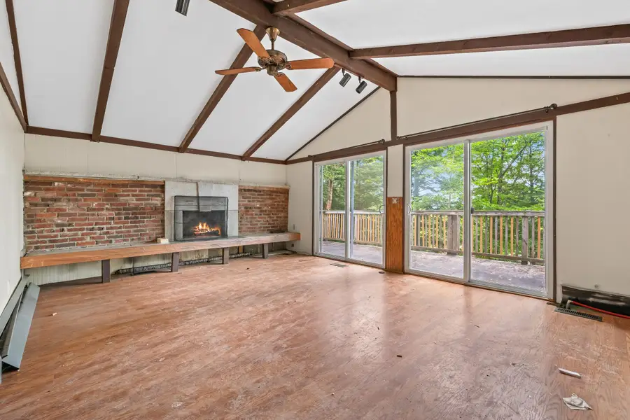 140 Alpstrausse, Intervale, NH 03845 - #2