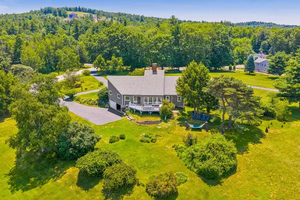 6 Beacon Hill Road, Gilford, NH 03249