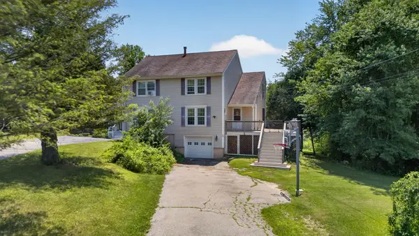 5 Richardson Drive, Derry, NH 03038