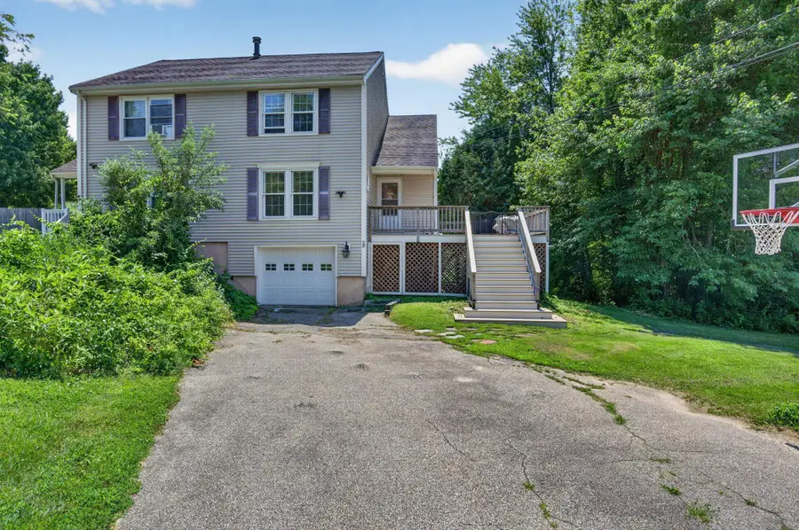 5 Richardson Drive, Derry, NH 03038 - #2