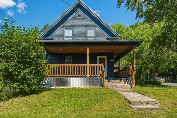 320 Charles Street, Lyndon, VT 05851