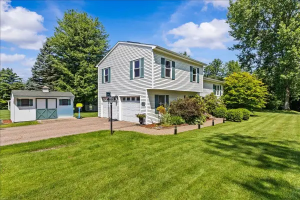 87 Morgan Parkway, Williston, VT 05495
