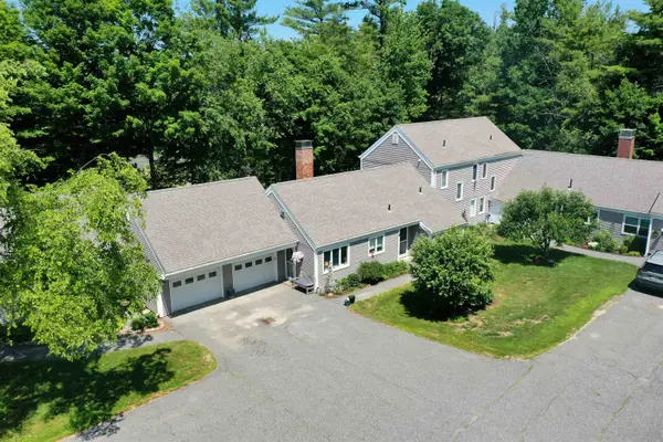 74 Hilltop Place, New London, NH 03257