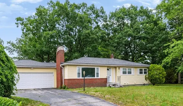 12 Wheaton Drive, Nashua, NH 03063