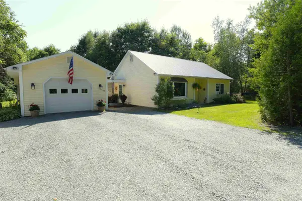 95 Gilly Drive, Colchester, VT 05446