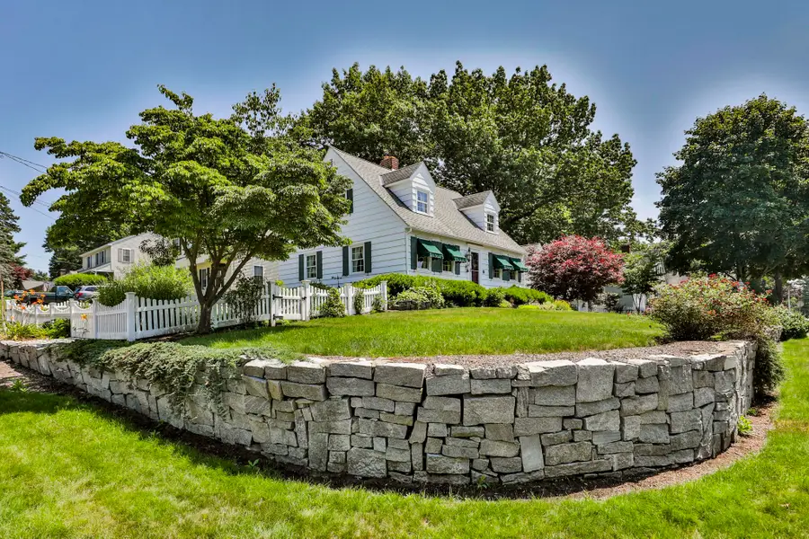 15 Hooker Street, Nashua, NH 03064 - #2