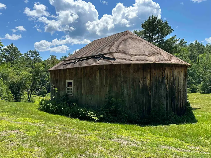473 Main Street, Grafton, NH 03240-3418 - #2