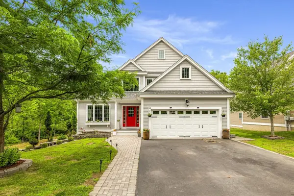 42 Stocklan Circle, Dover, NH 03820