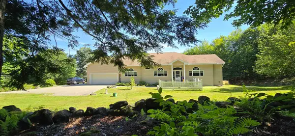 259 Old Lake Shore Road, Gilford, NH 03249