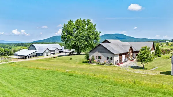 918 Armstrong Road, Newport Town, VT 05857