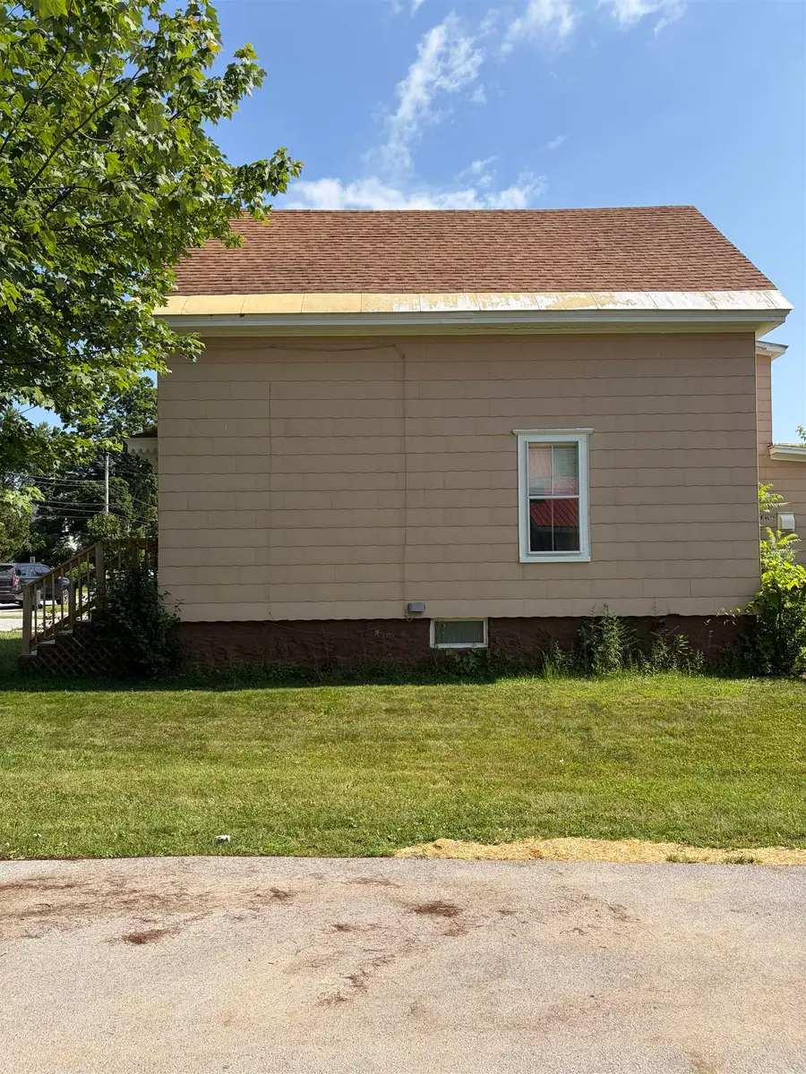 15 Edward Street, Saint Albans, VT 05478 - #2