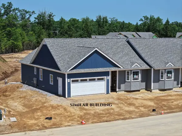 24 Shayna's Way, Fremont, NH 03044
