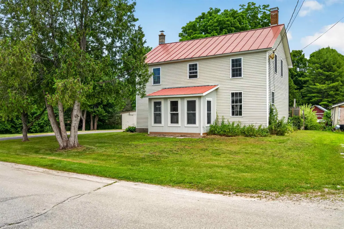 2 Willow Street, Proctor, VT 05765 - #1