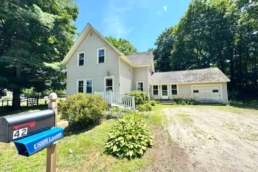 42 S Main Street, Brookline, NH 03033 - #3