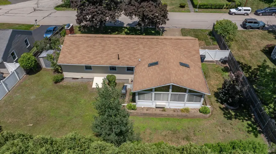 6 Aztec Road, Nashua, NH 03063 - #3
