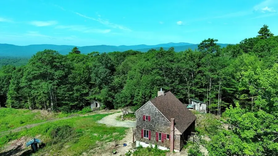 29 Mollie Road, Bridgewater, NH 03222 - #3