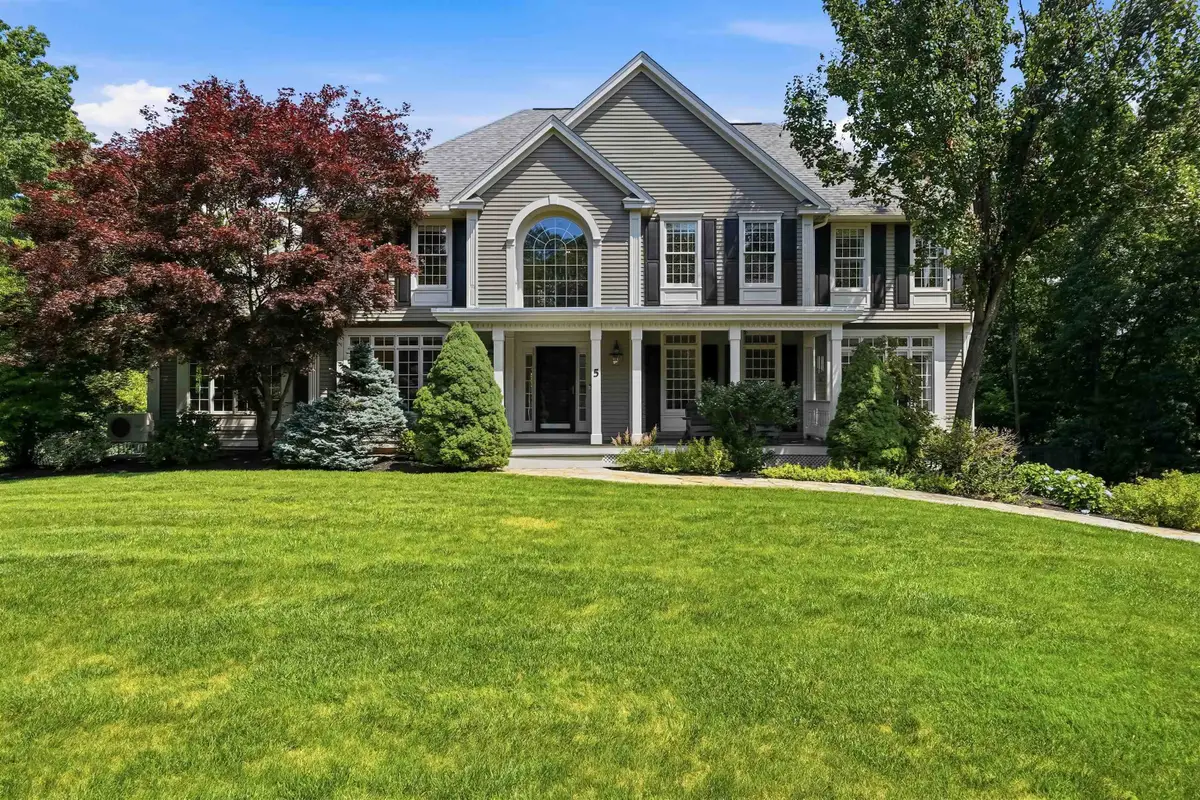 5 Sherwood Road, Windham, NH 03087 - #1
