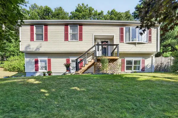 18 Cobble Hill Road, Nashua, NH 03062