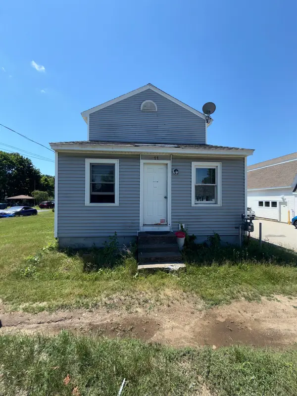 11 Anns Lane, Hampton, NH 03842