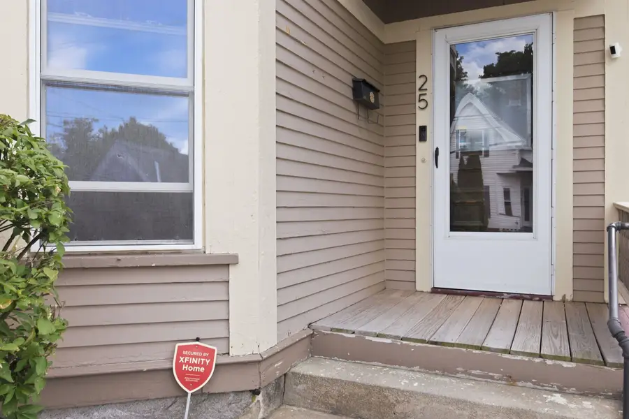 25 Dearborn Street, Manchester, NH 03103 - #3