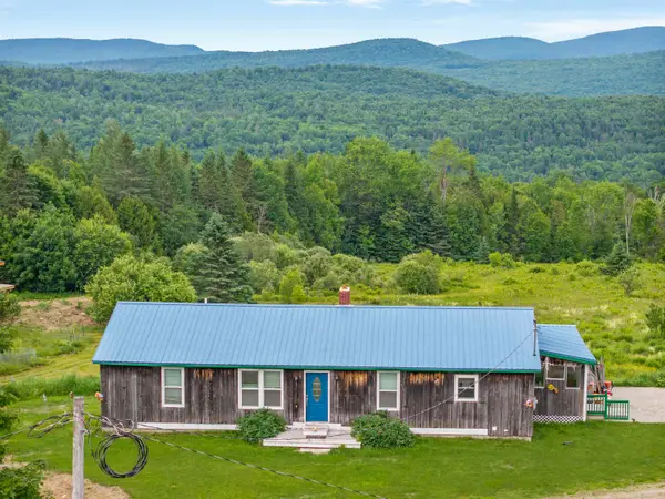 2692 Newark Street, Newark, VT 05871