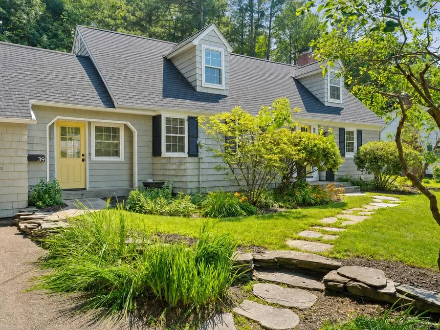 39 Laurel Hill Drive, South Burlington, VT 05403 - #2