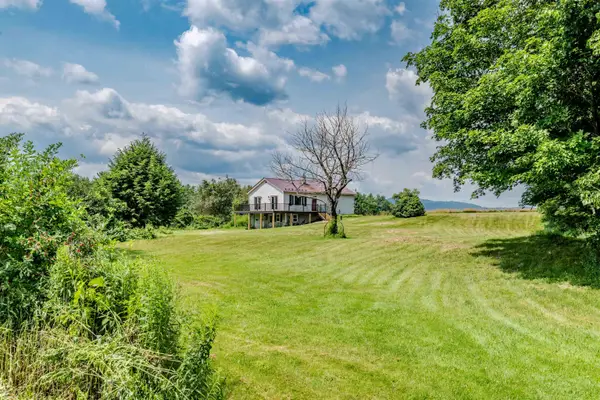 1875 Coppermine Road, Monroe, NH 03771