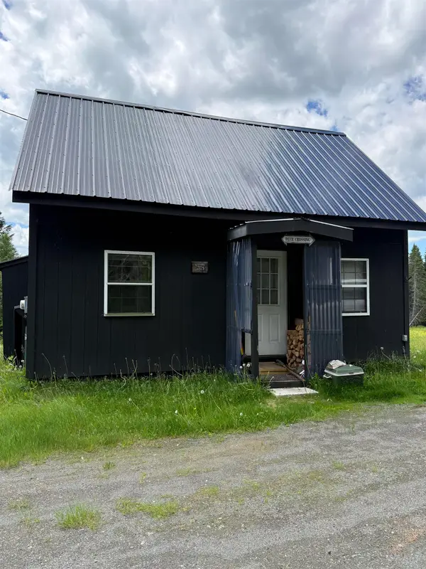 247 West Road, Clarksville, NH 03592
